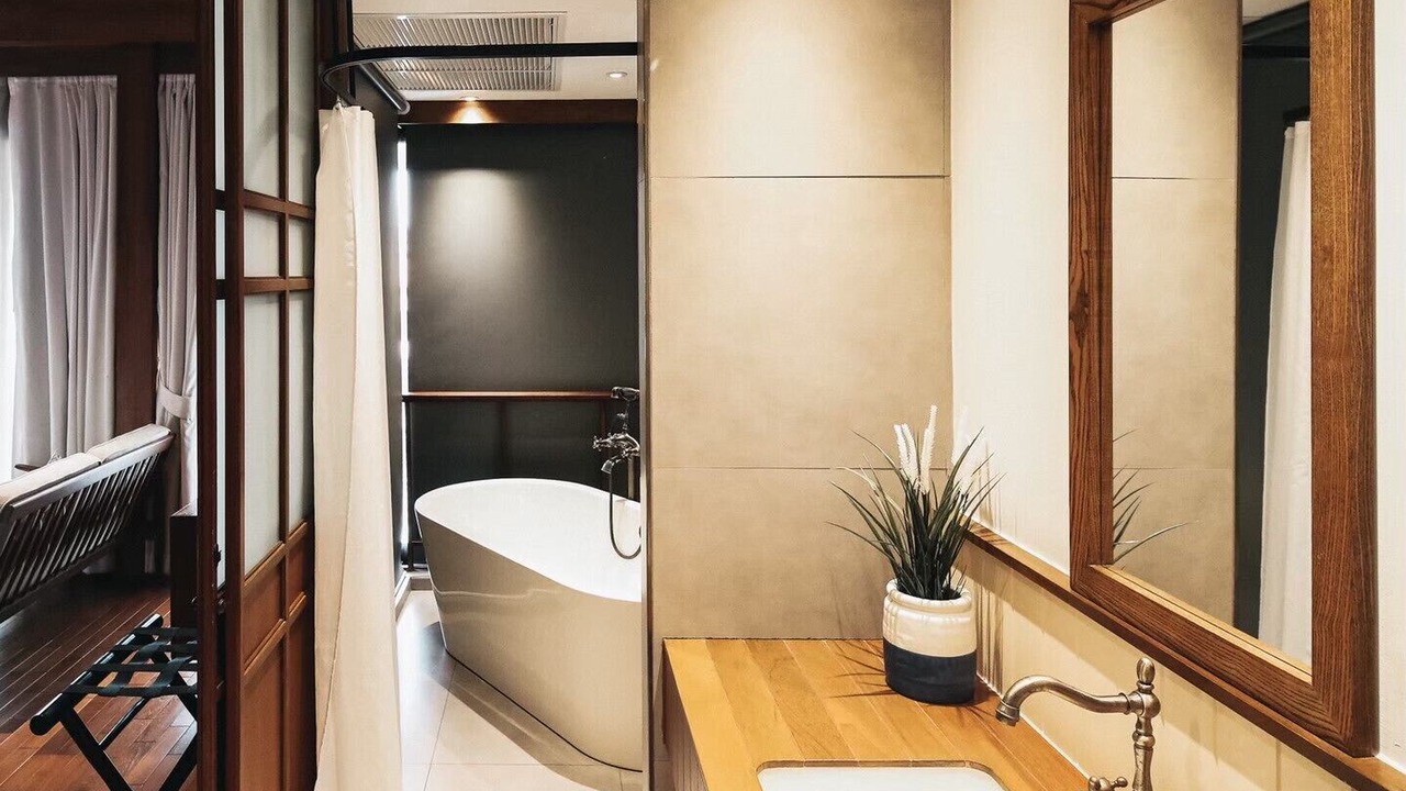 Photo of Bathroom in Bang Yi Khan