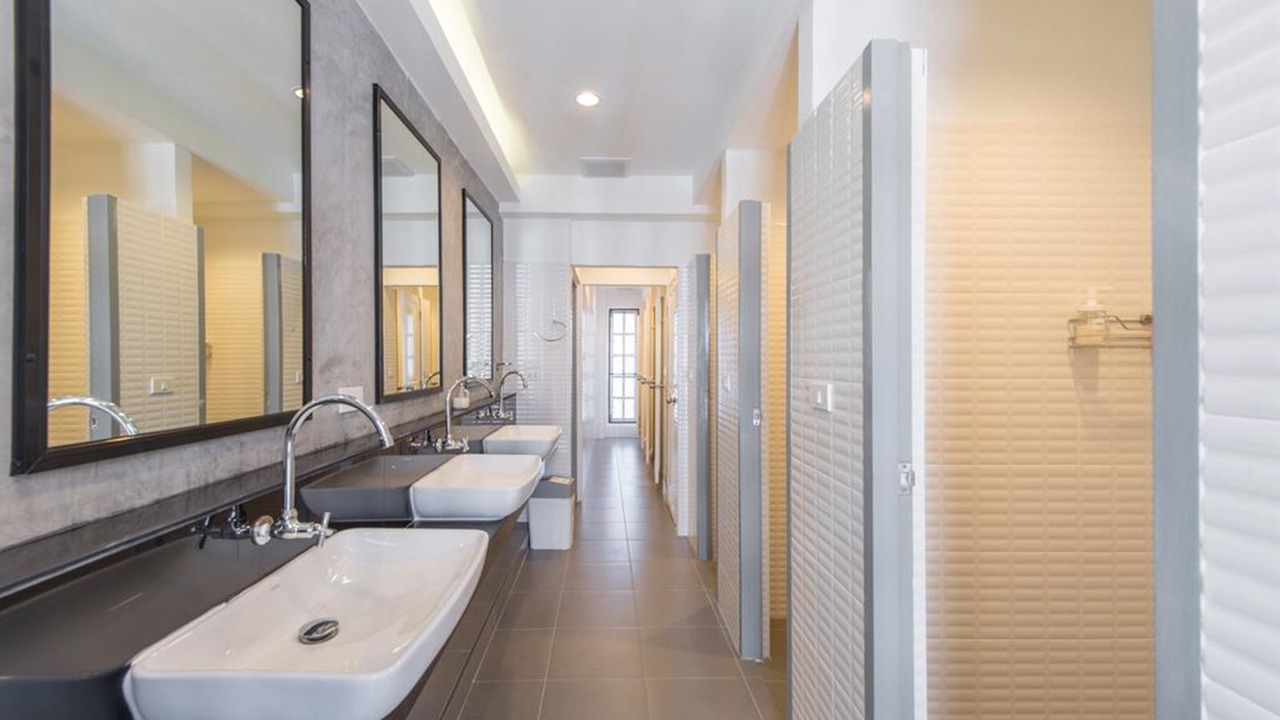 Photo of Bathroom in Rama 9