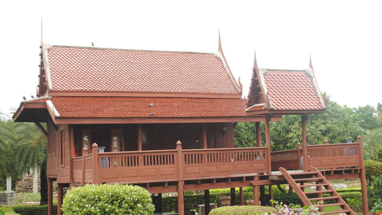 Photo of Others in Si Prachan