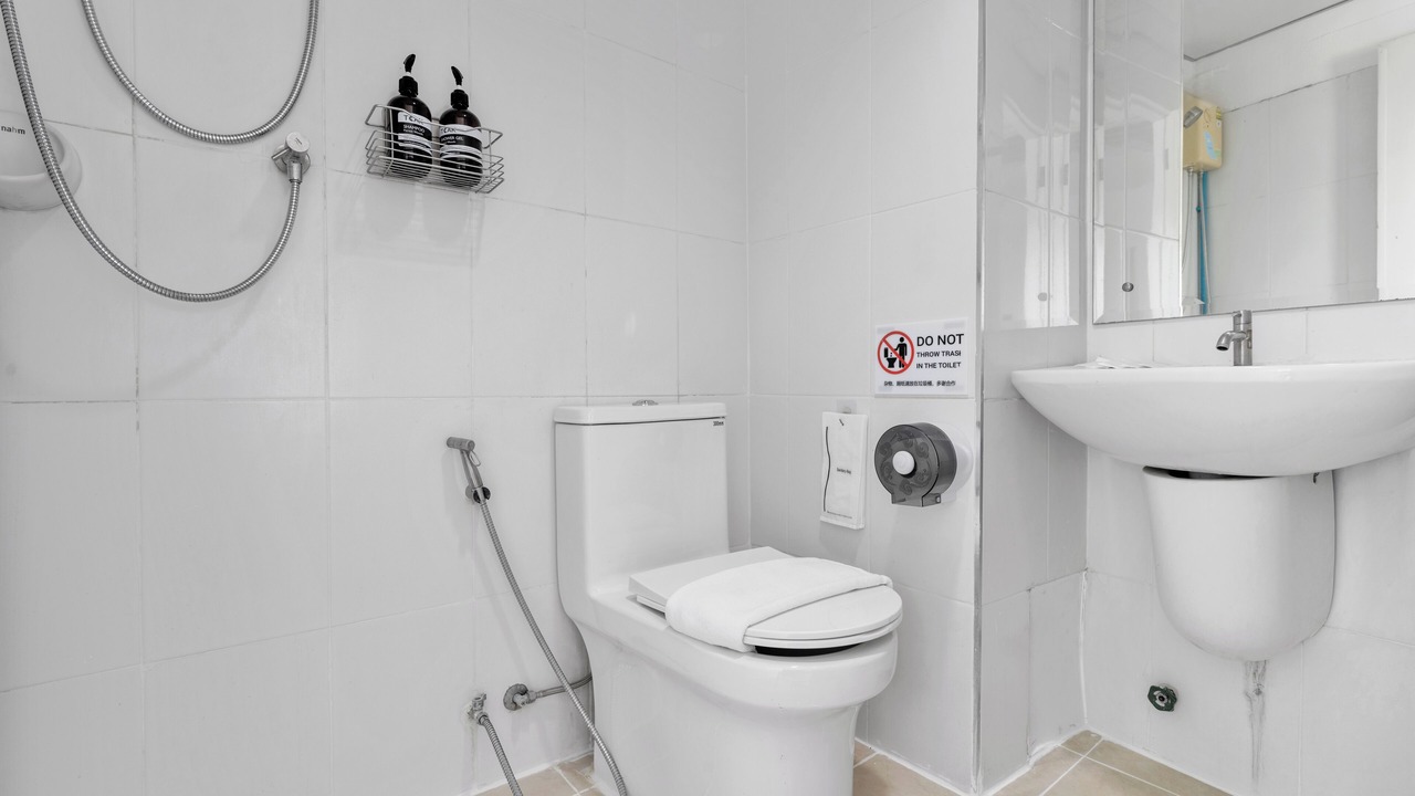 Photo of Bathroom in Talat Noi