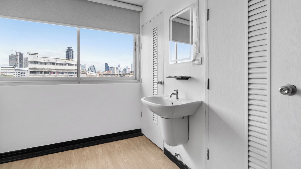 Photo of Bathroom in Talat Noi