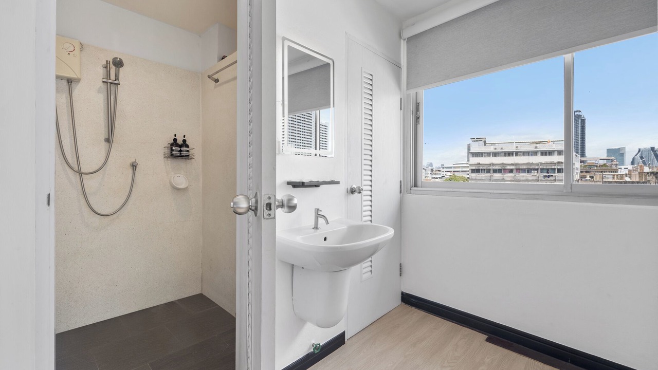 Photo of Bathroom in Talat Noi