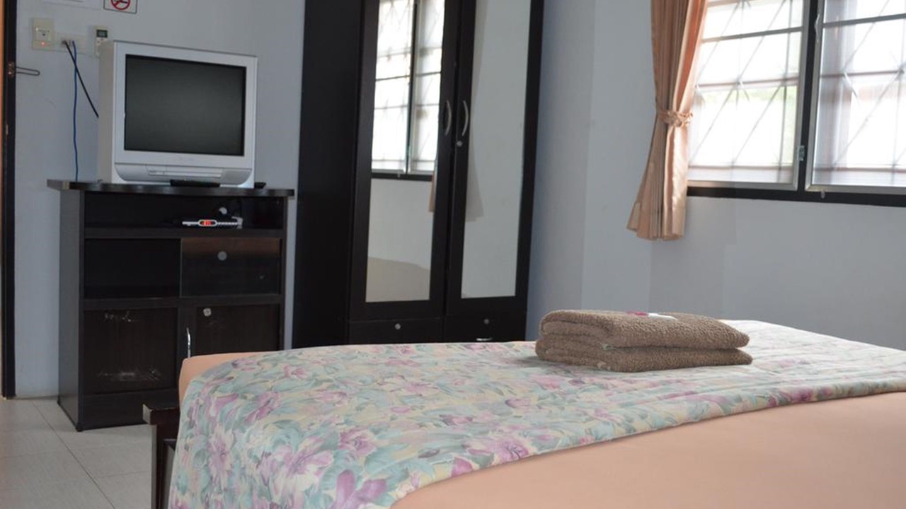 Photo of Bedroom in Na Thon