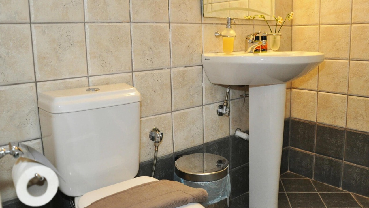 Photo of Bathroom in Lakkoi