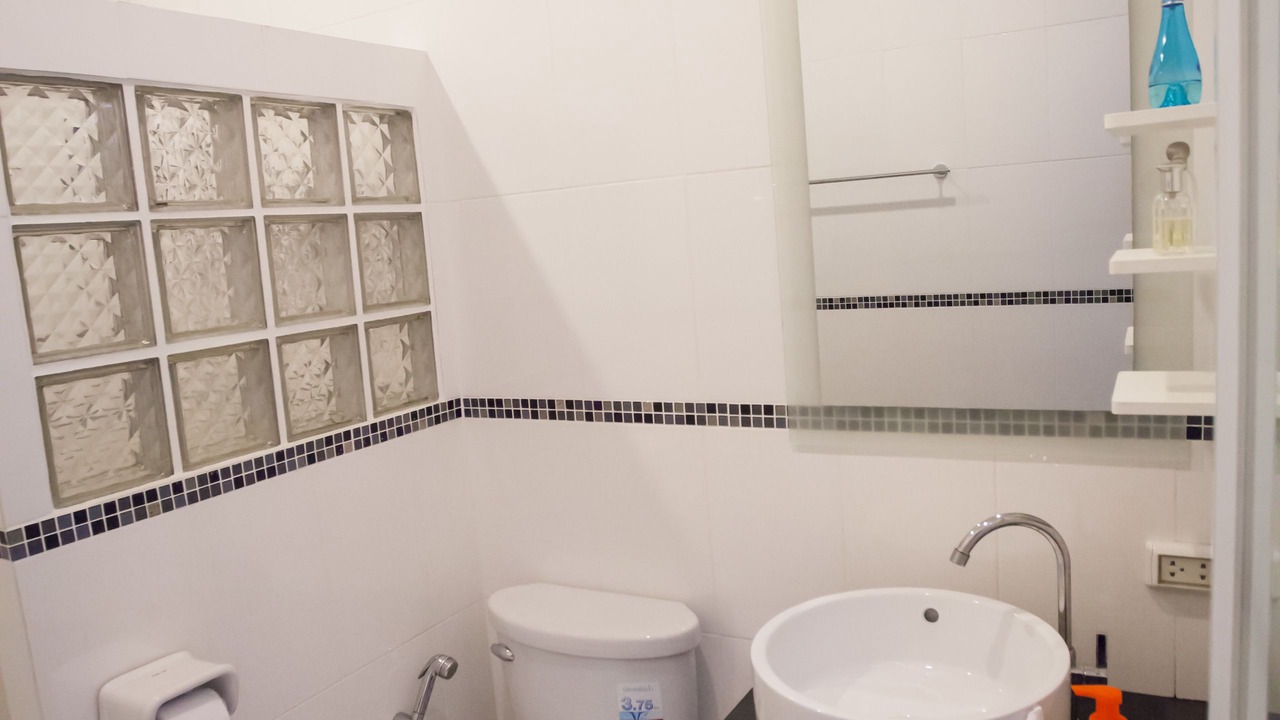 Photo of Bathroom in Nai Mueang