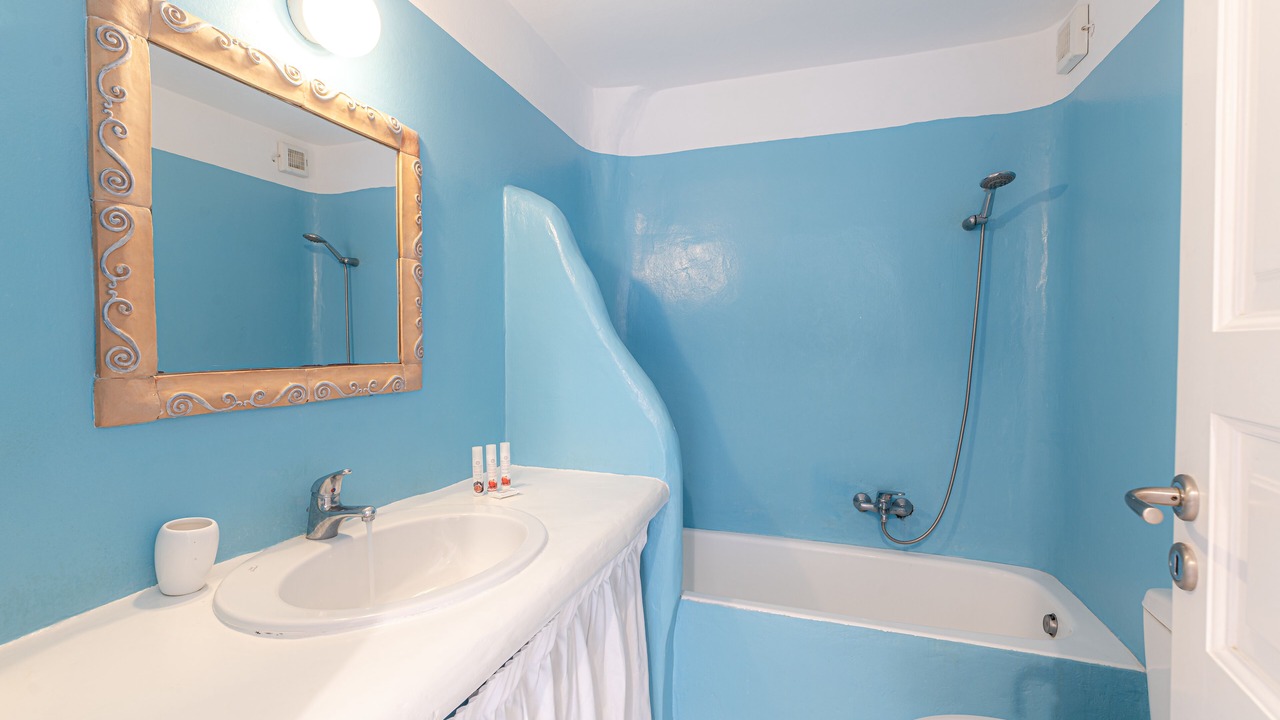 Photo of Bathroom in Agios Ioannis