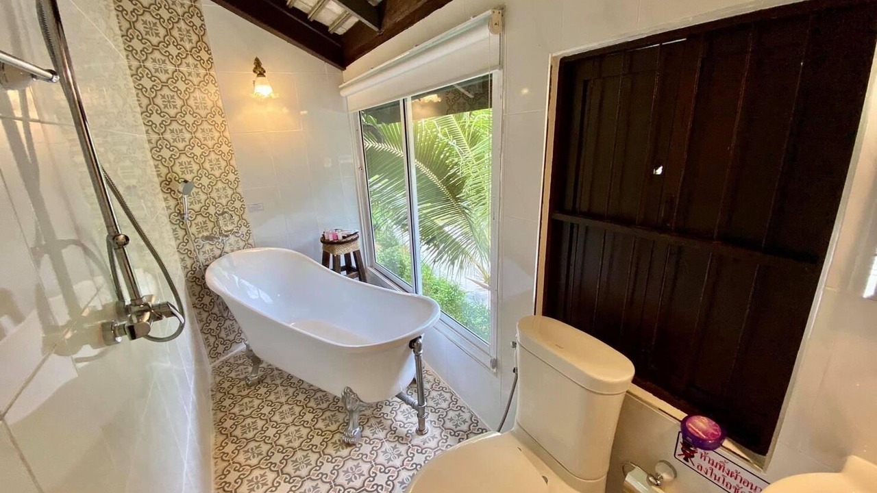 Photo of Bathroom in Mae Kon