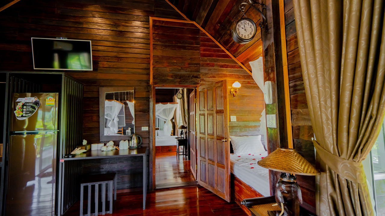 Photo of Bedroom in Mae Kon