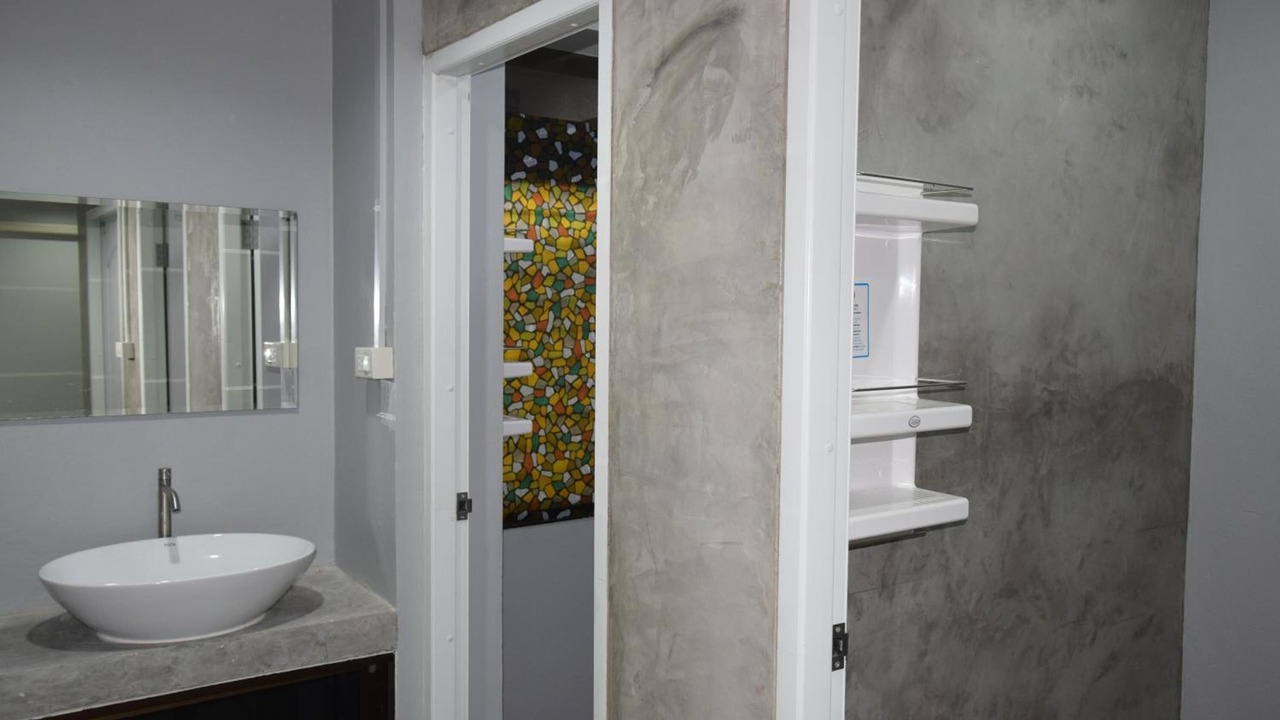Photo of Bathroom in Si Phraya
