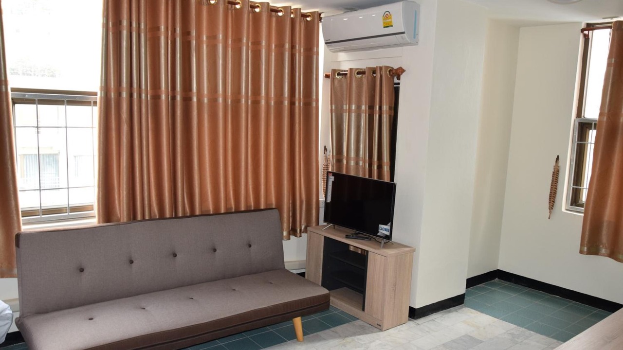 Photo of Livingroom in Si Phraya