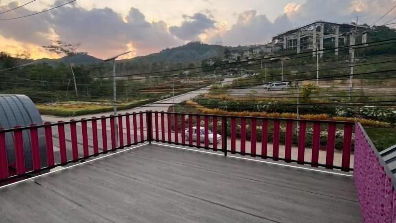 Photo of Patio Balcony in Takua Thung