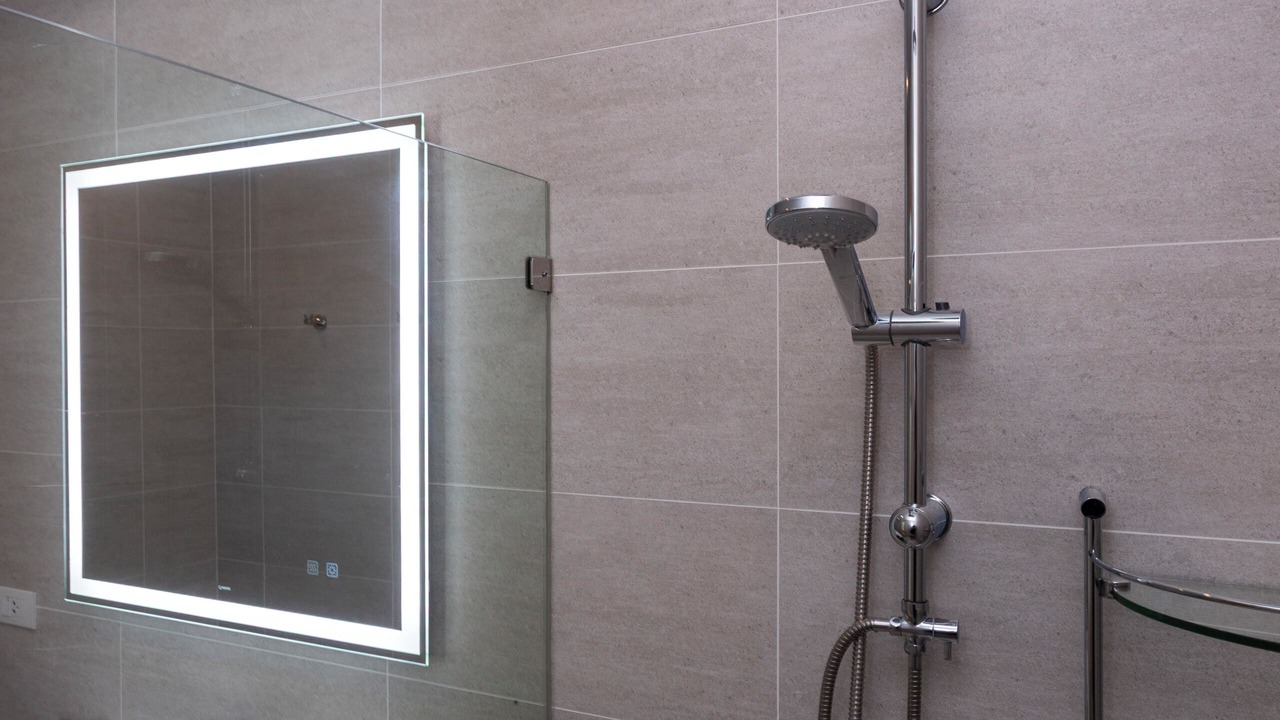 Photo of Bathroom in Maret