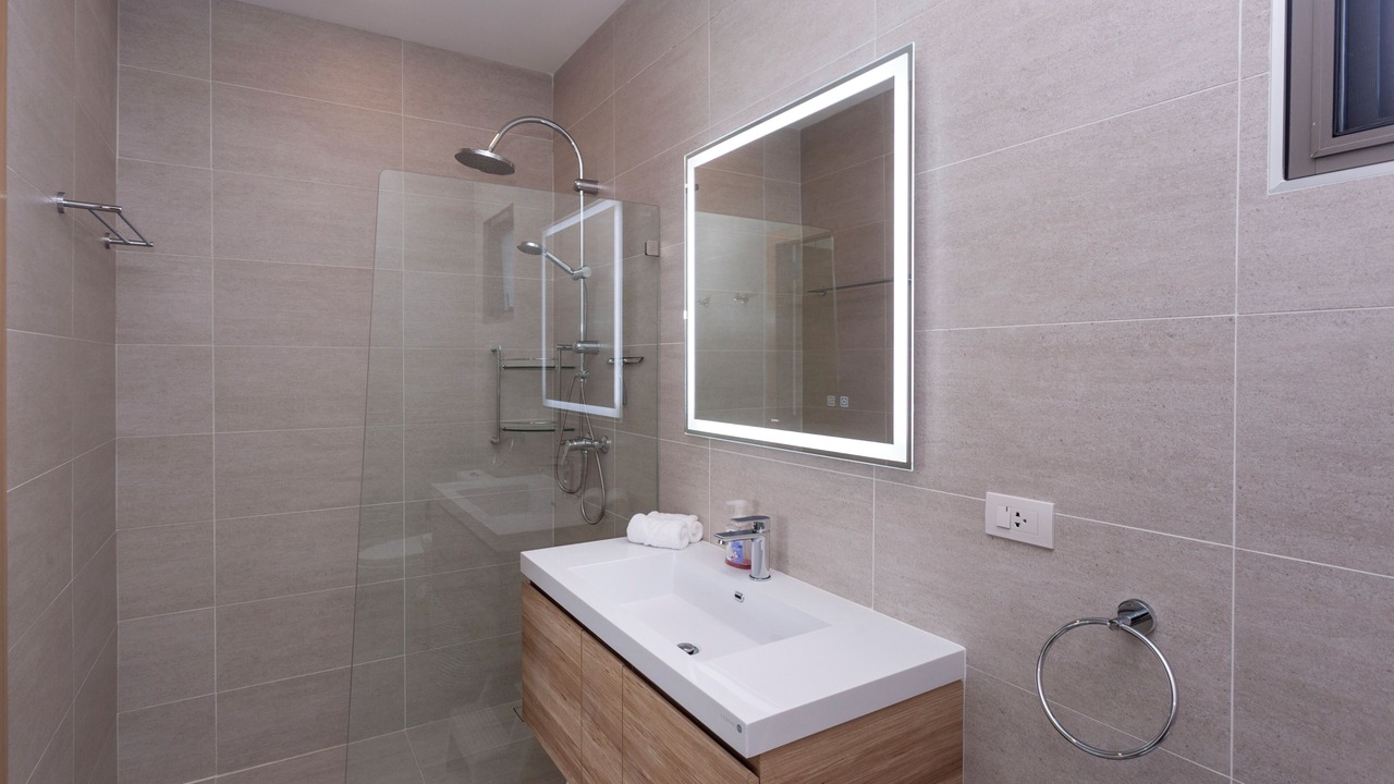 Photo of Bathroom in Maret