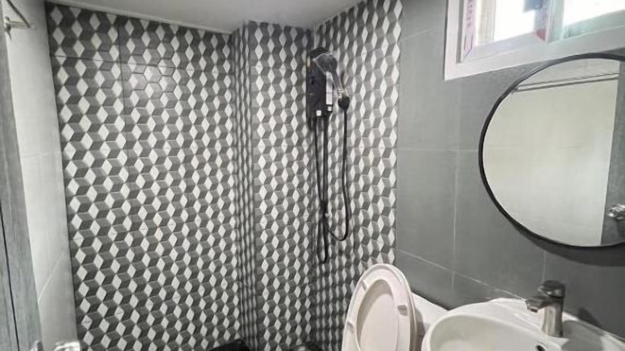 Photo of Bathroom in Phra Khanong Nuea
