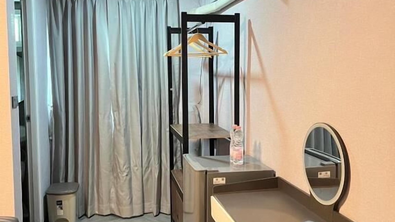 Photo of Bedroom in Phra Khanong Nuea
