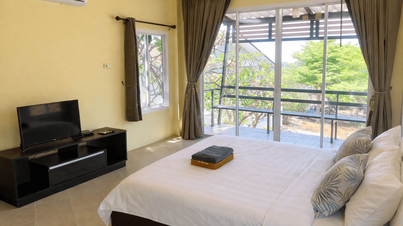 Photo of Patio Balcony in Ko Sichang