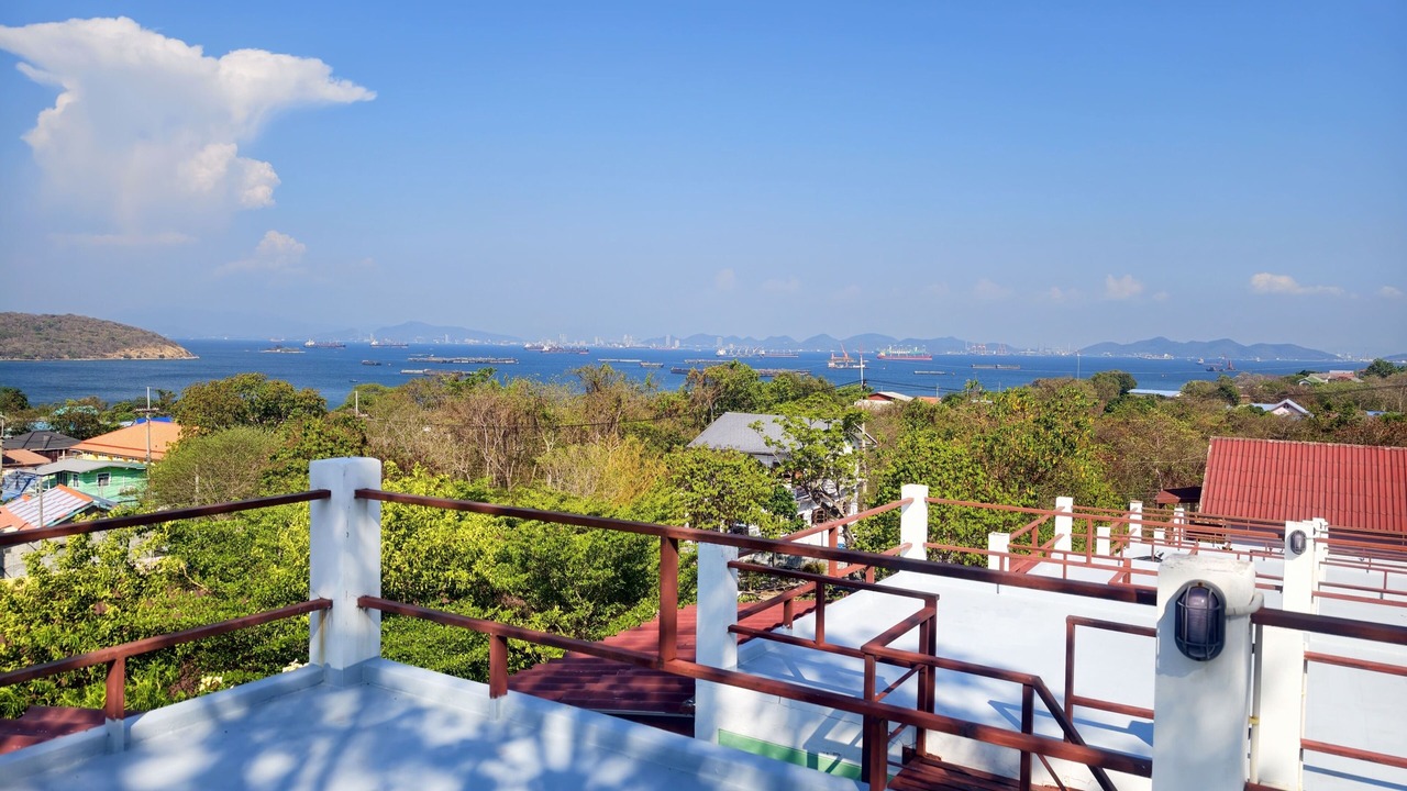 Photo of Patio Balcony in Ko Sichang