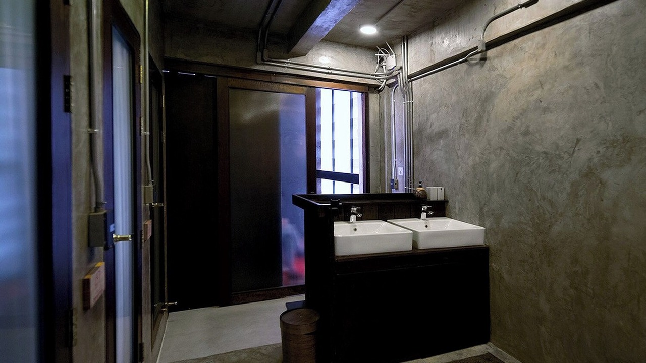 Photo of Bathroom in Talat Noi