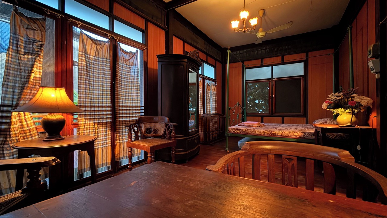 Photo of Bathroom in Wat Sam Phraya