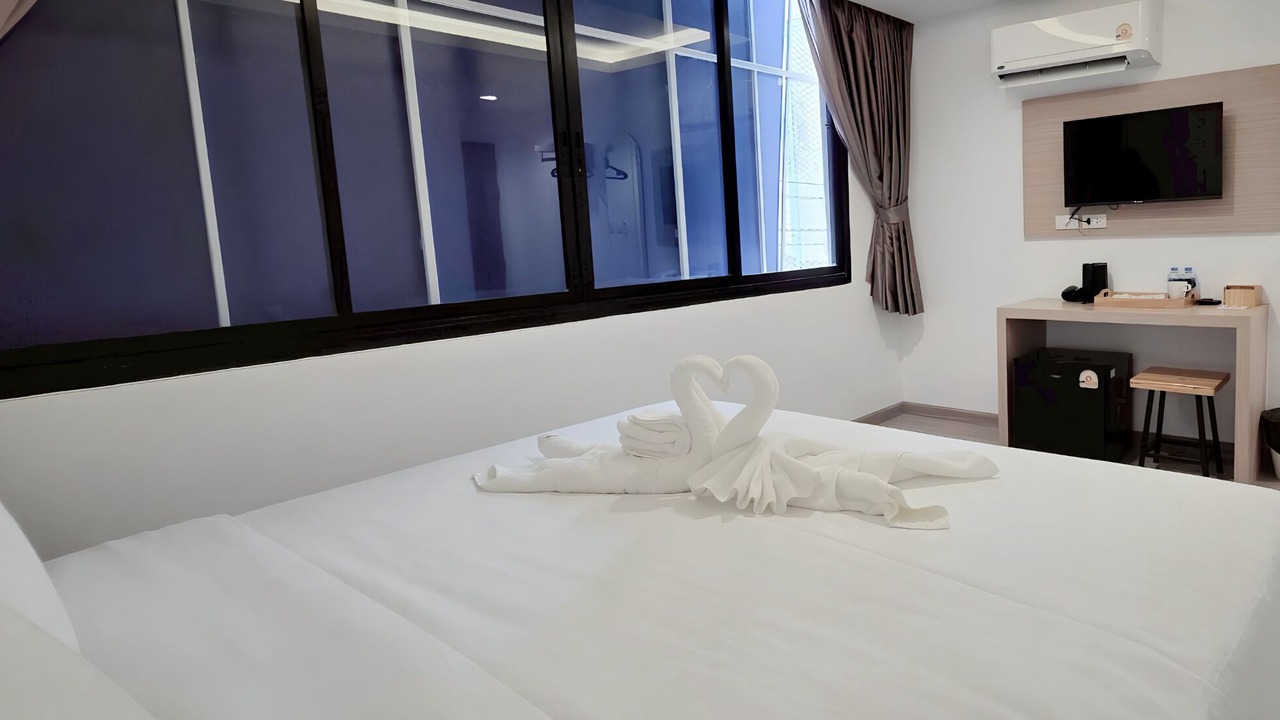 Photo of Bedroom in Thanon Phaya Thai