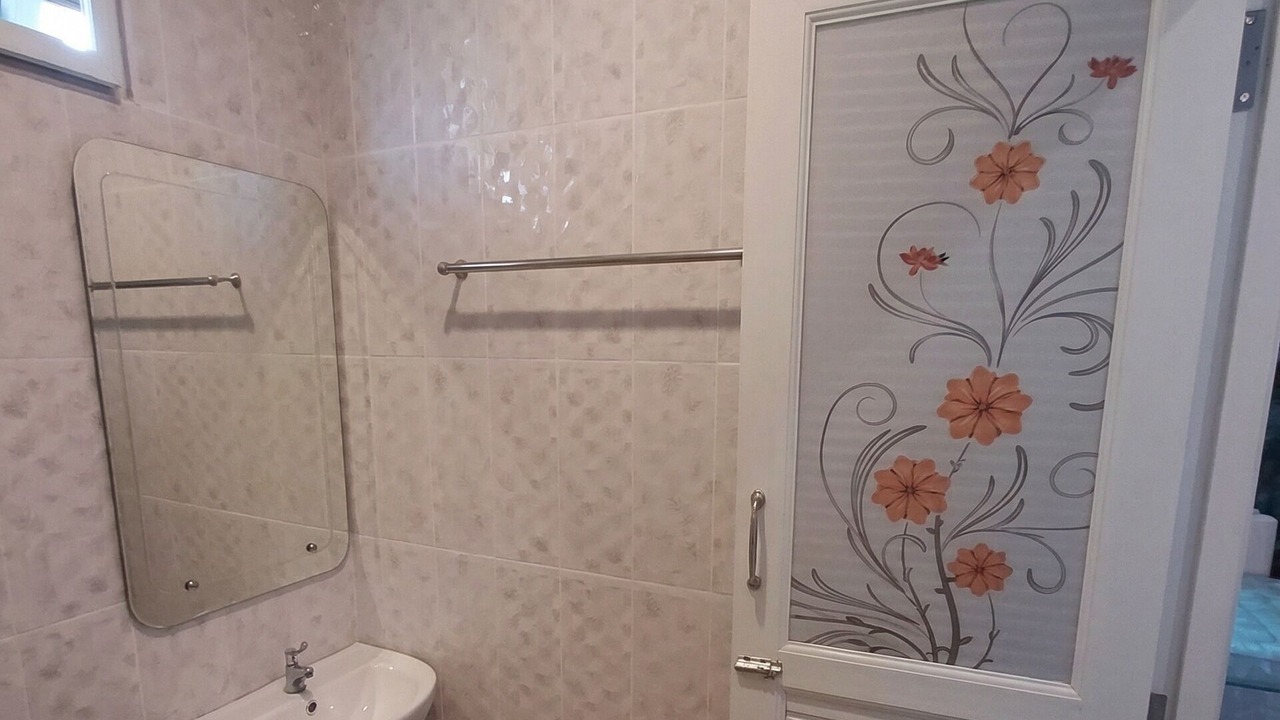 Photo of Bathroom in Khanong Phra