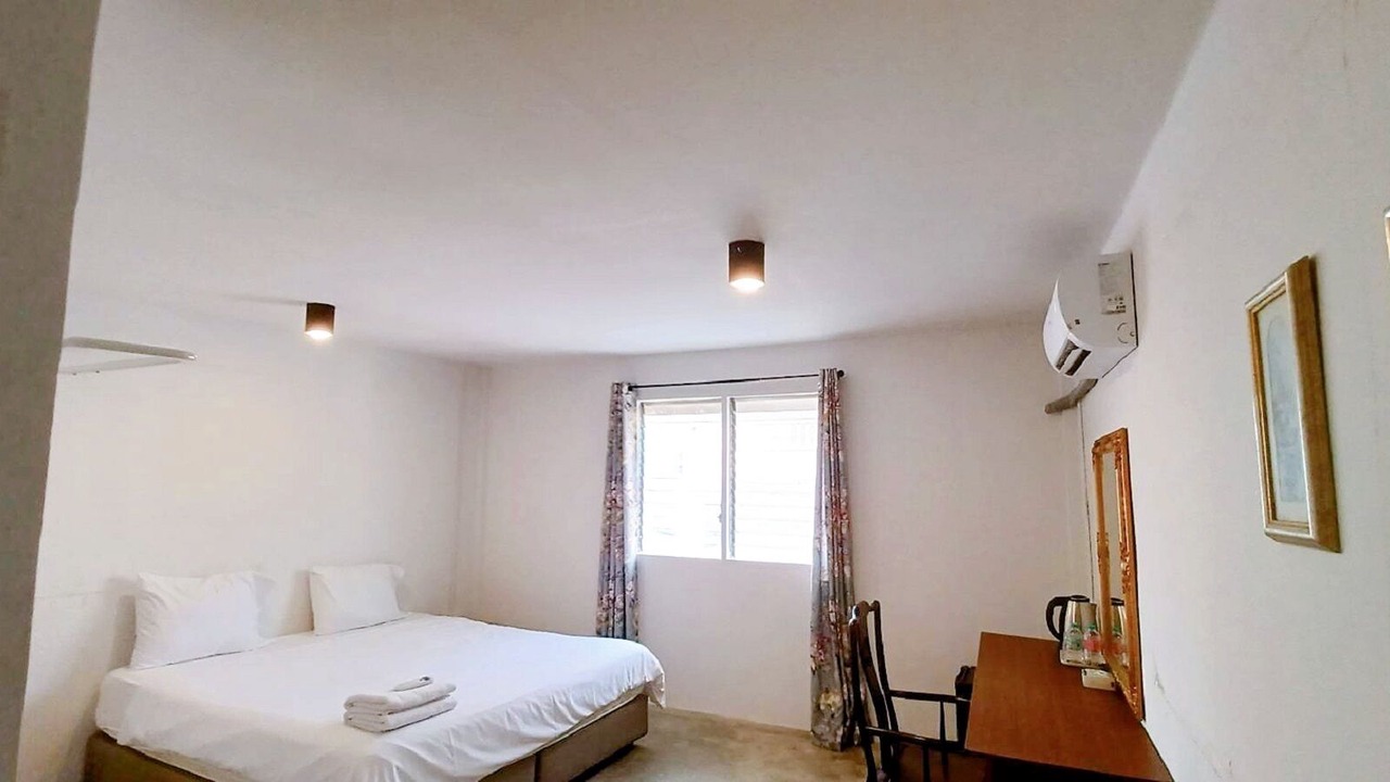 Photo of Bedroom in China Town