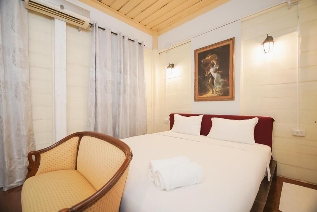 Photo of Bedroom in China Town