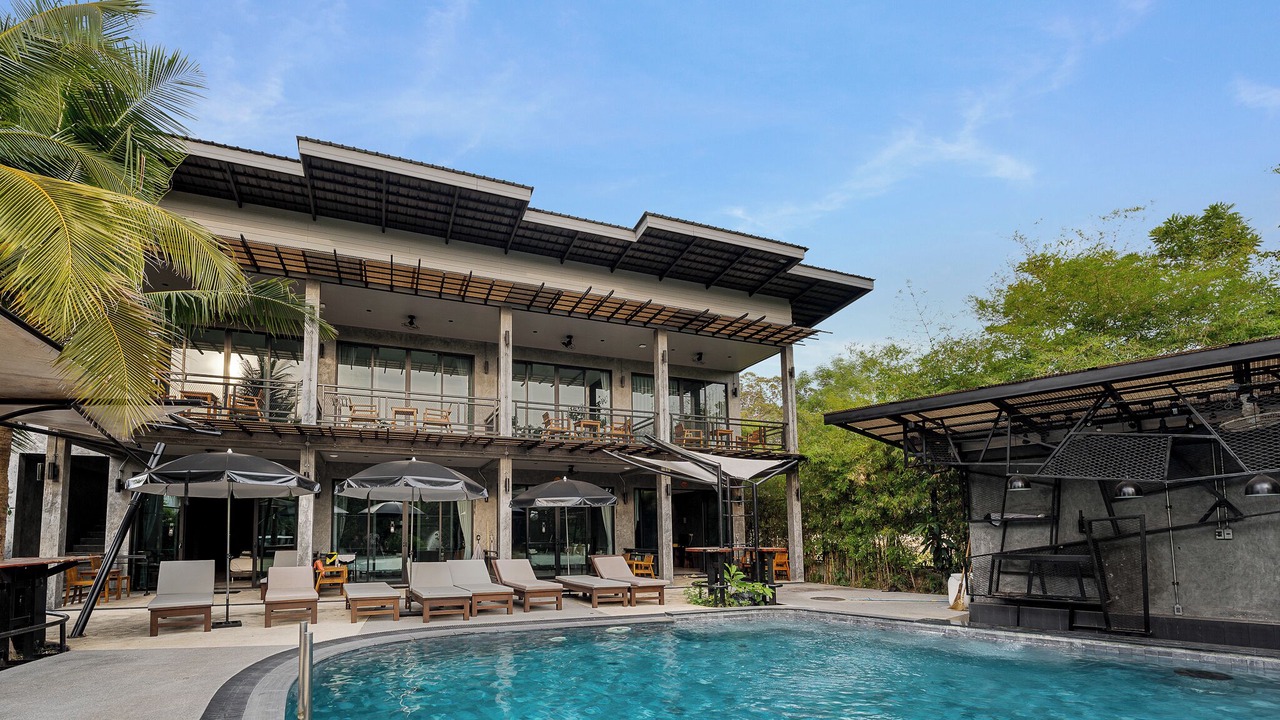 Photo of Outdoor in Hua Thanon