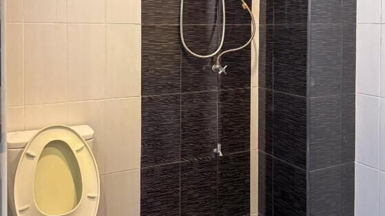 Photo of Bathroom in Saphan Sung