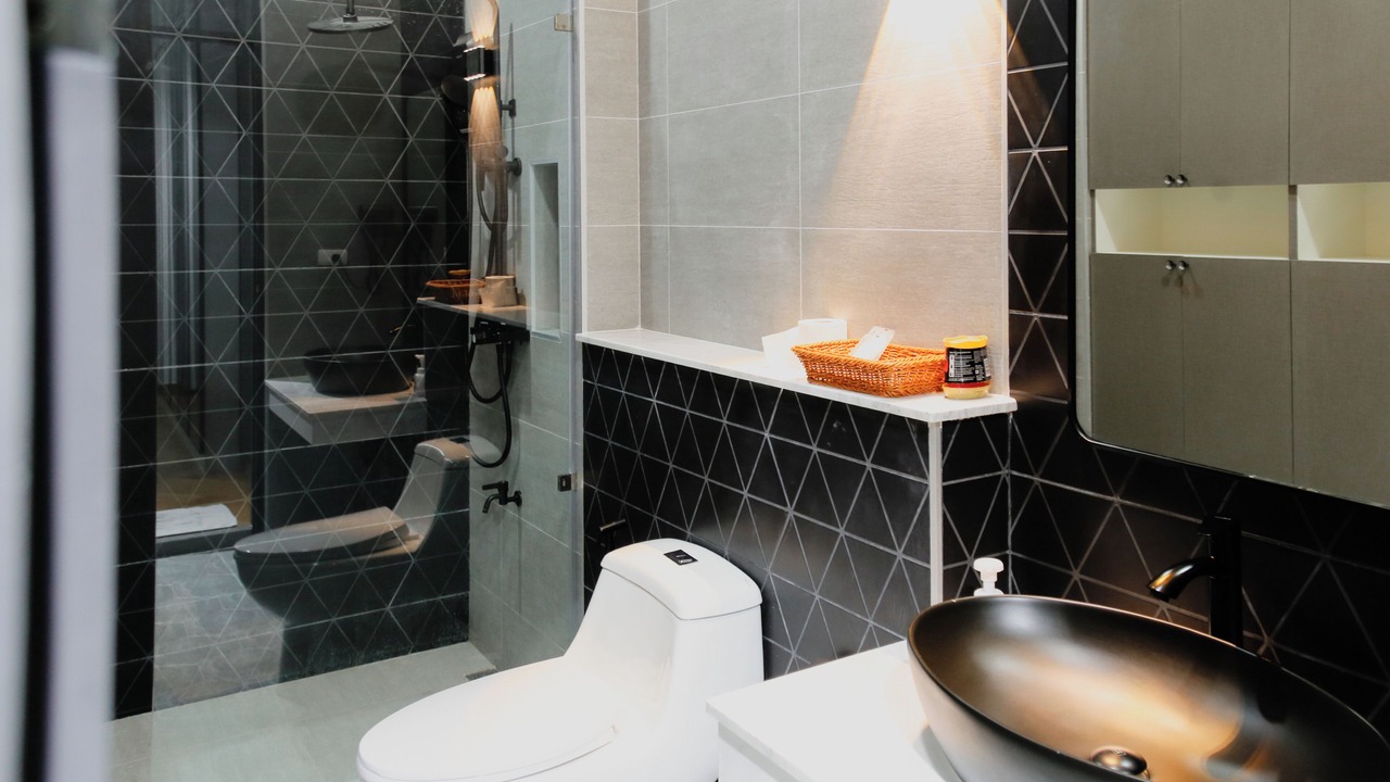 Photo of Bathroom in Khlong Thom