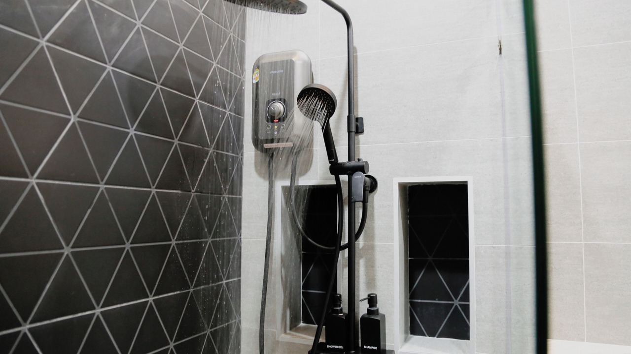 Photo of Bathroom in Khlong Thom