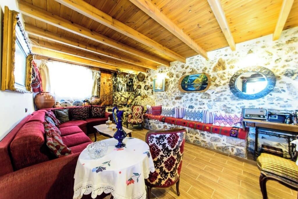 Photo of Livingroom in Drimiskos