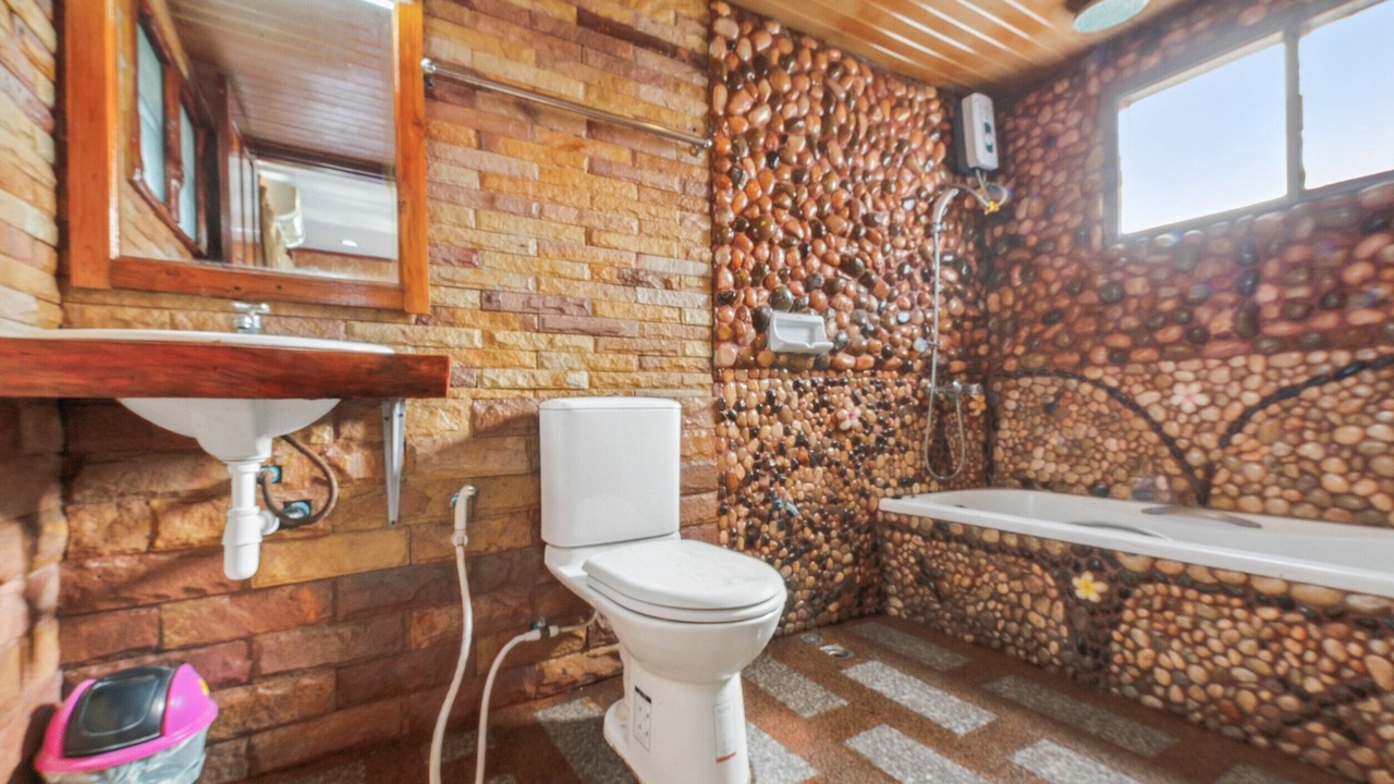 Photo of Bathroom in Nai Mueang