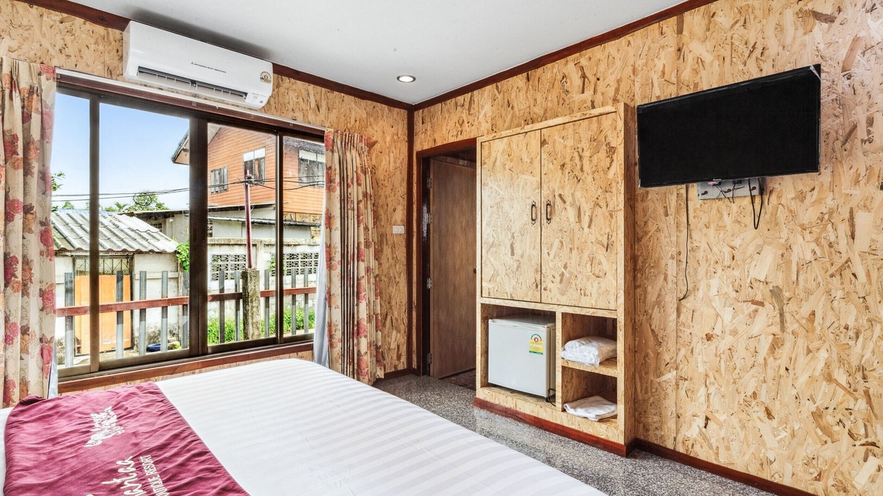 Photo of Bedroom in Nai Mueang