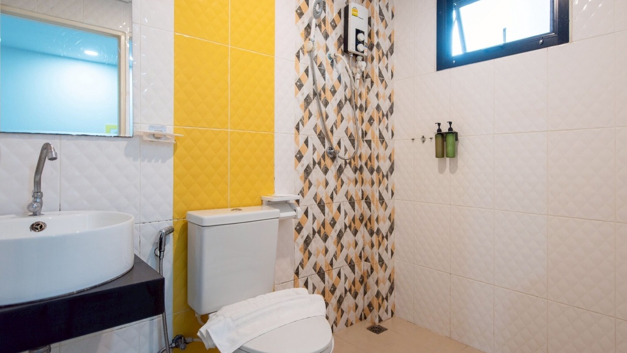 Photo of Bathroom in Bang Rak Phatthana