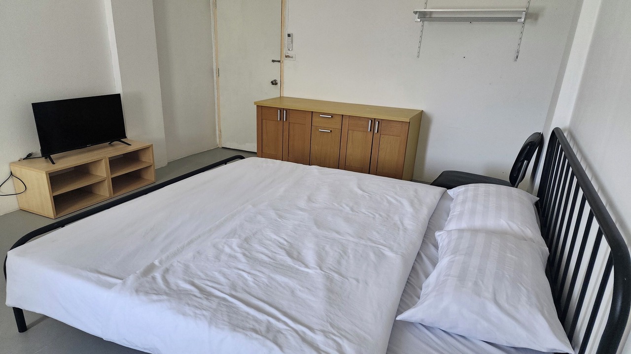 Photo of Bedroom in Bang Chalong