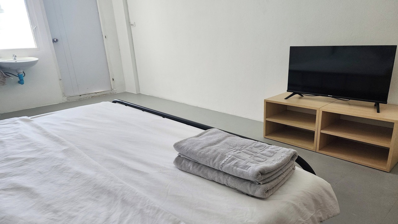Photo of Bedroom in Bang Chalong