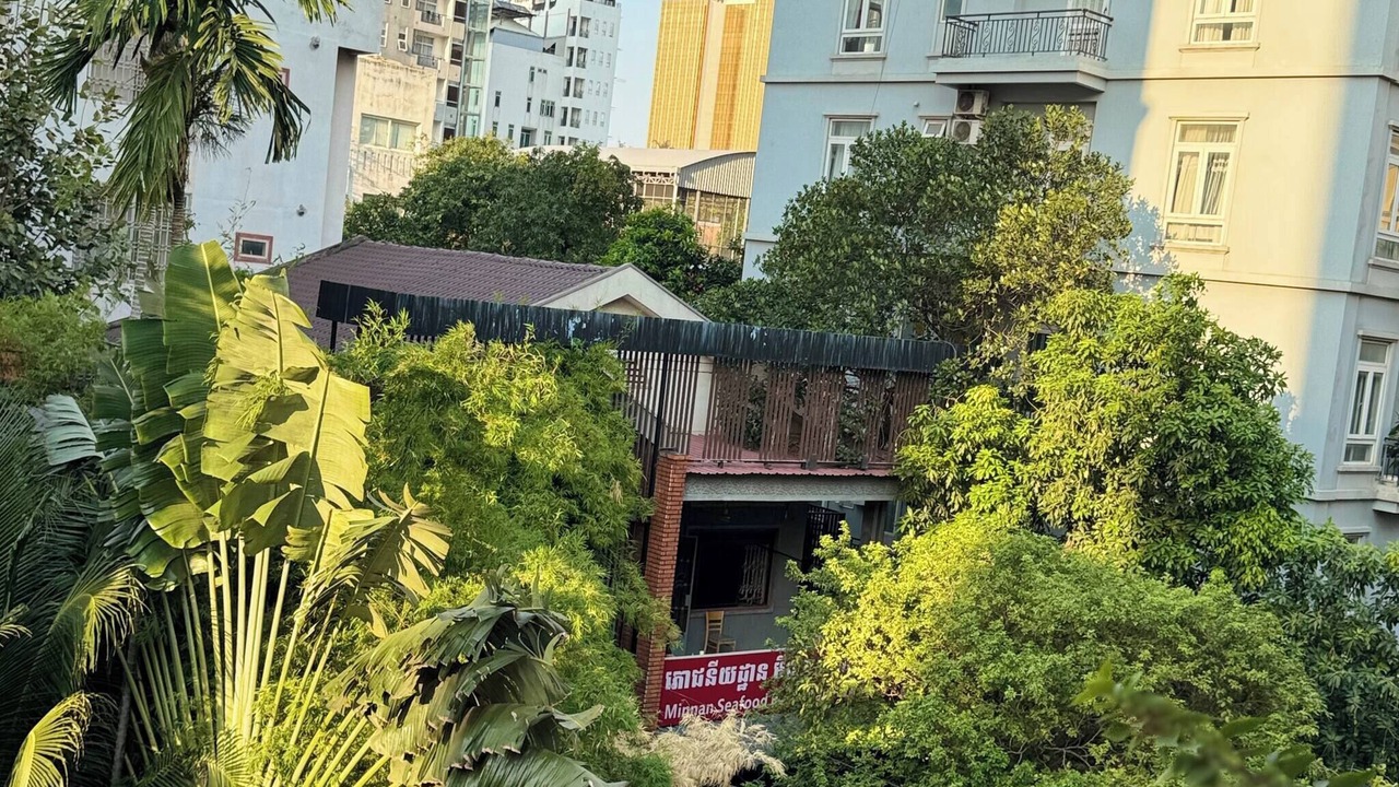 Photo of Patio Balcony in Chamkar Mon