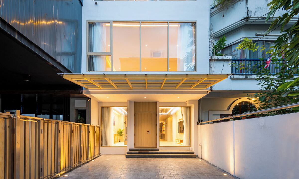 Photo of Outdoor in Wattana
