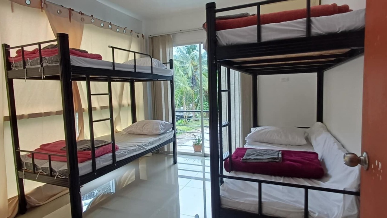 Photo of Bedroom in Khuekkhak