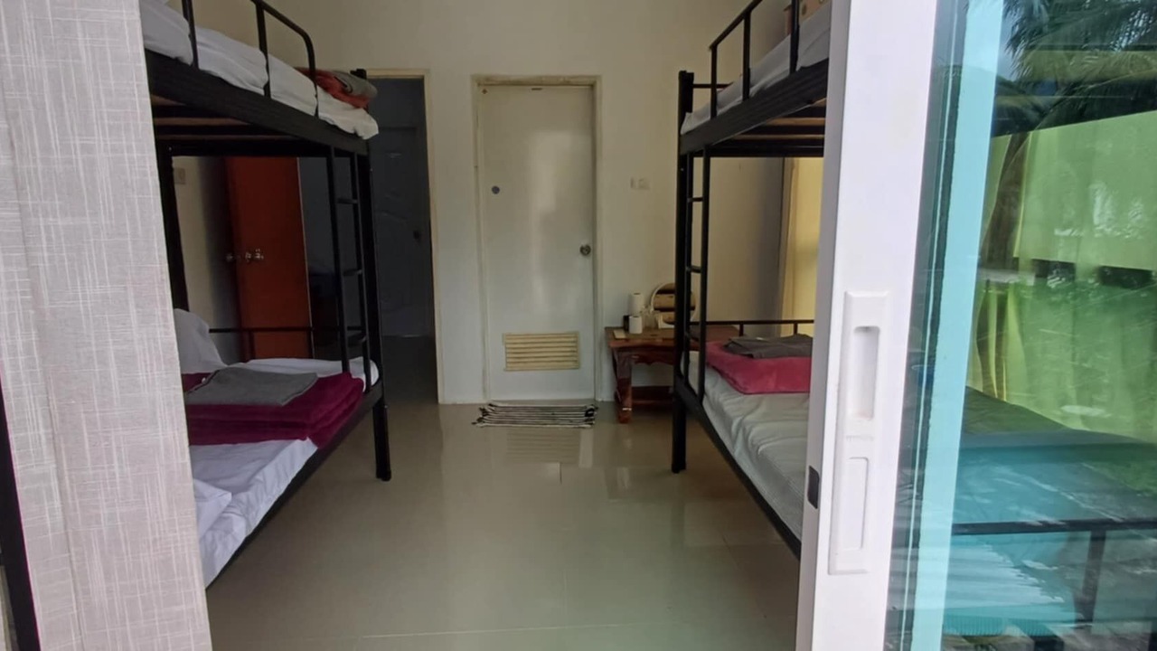 Photo of Bedroom in Khuekkhak