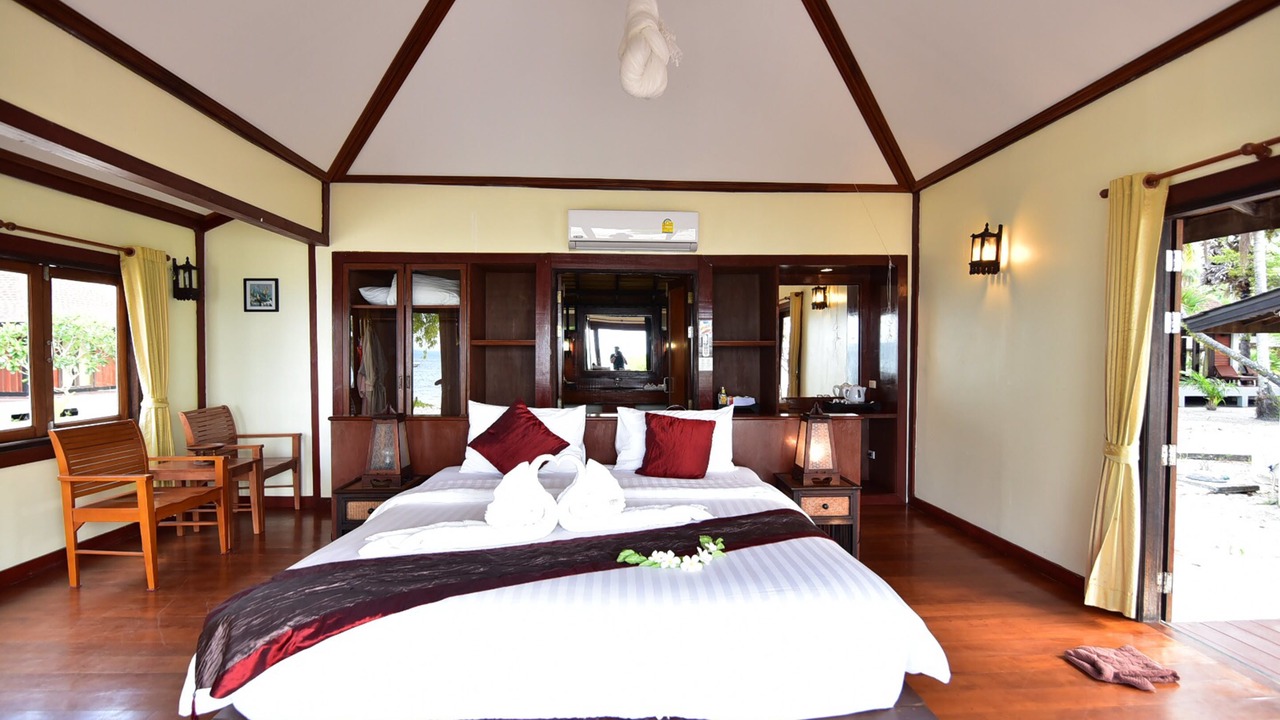 Photo of Bedroom in Ko Mook