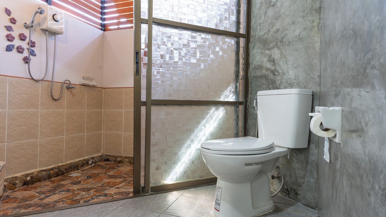 Photo of Bathroom in Tha Sao