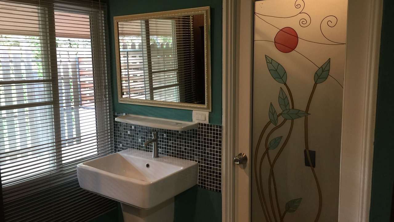 Photo of Bathroom in Lumphli