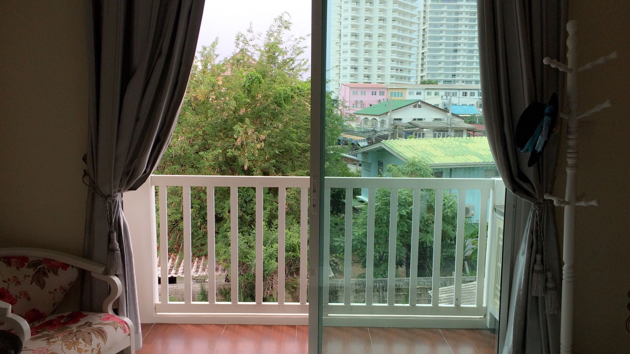 Photo of Patio Balcony in Khao Takiab