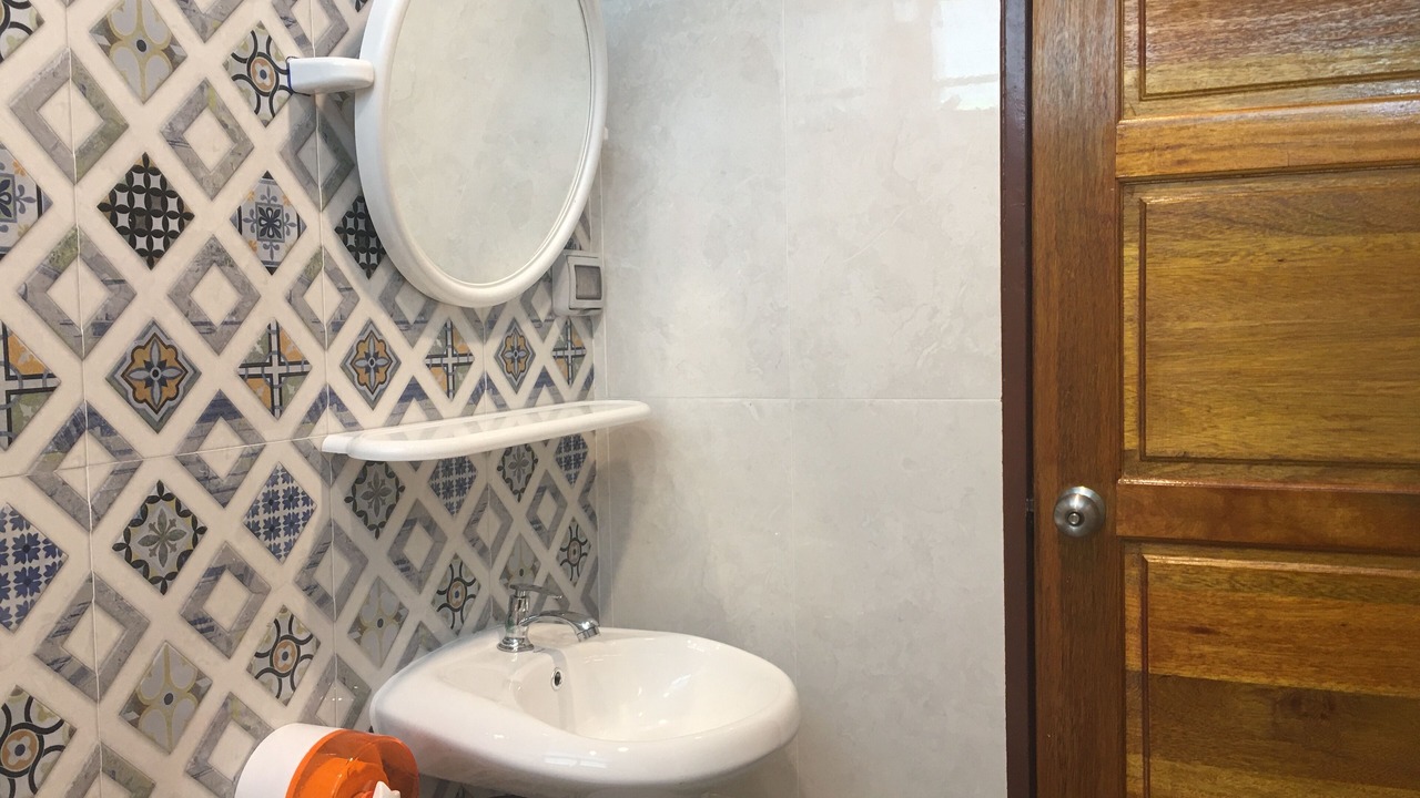 Photo of Bathroom in Tha Sao