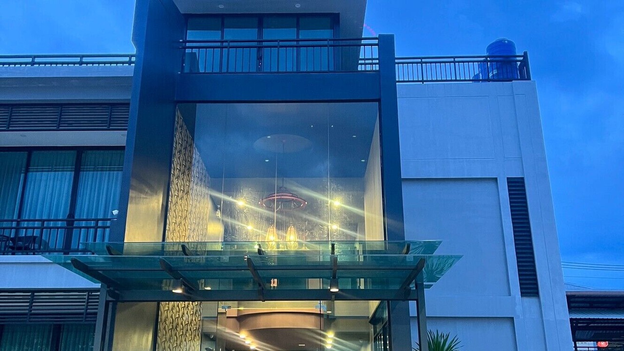Photo of Outdoor in Makham Tia
