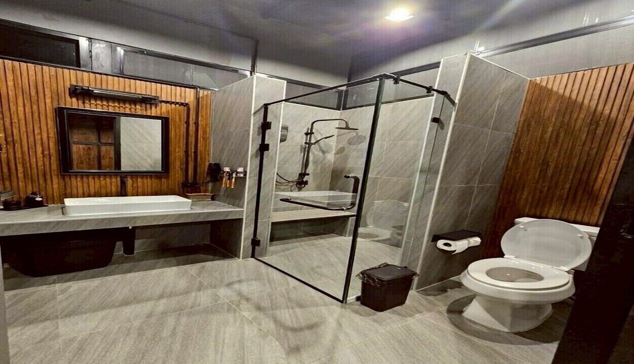 Photo of Bathroom in Pong Ta Long