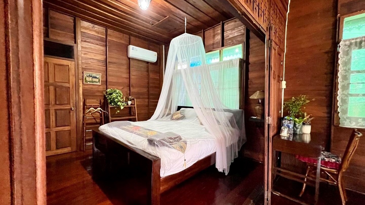 Photo of Bedroom in Nakhon Chai Si