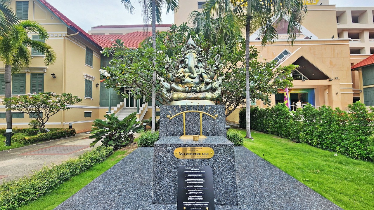 Photo of Outdoor in Dusit